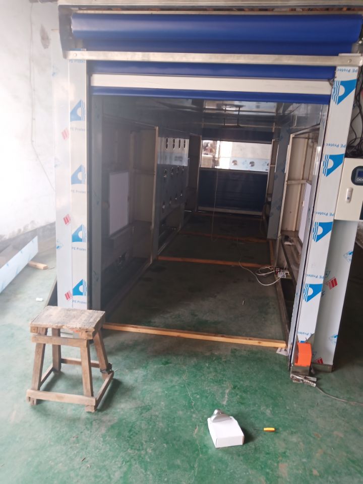 净化工程中风淋室在汽车制造行业有什么作用呢